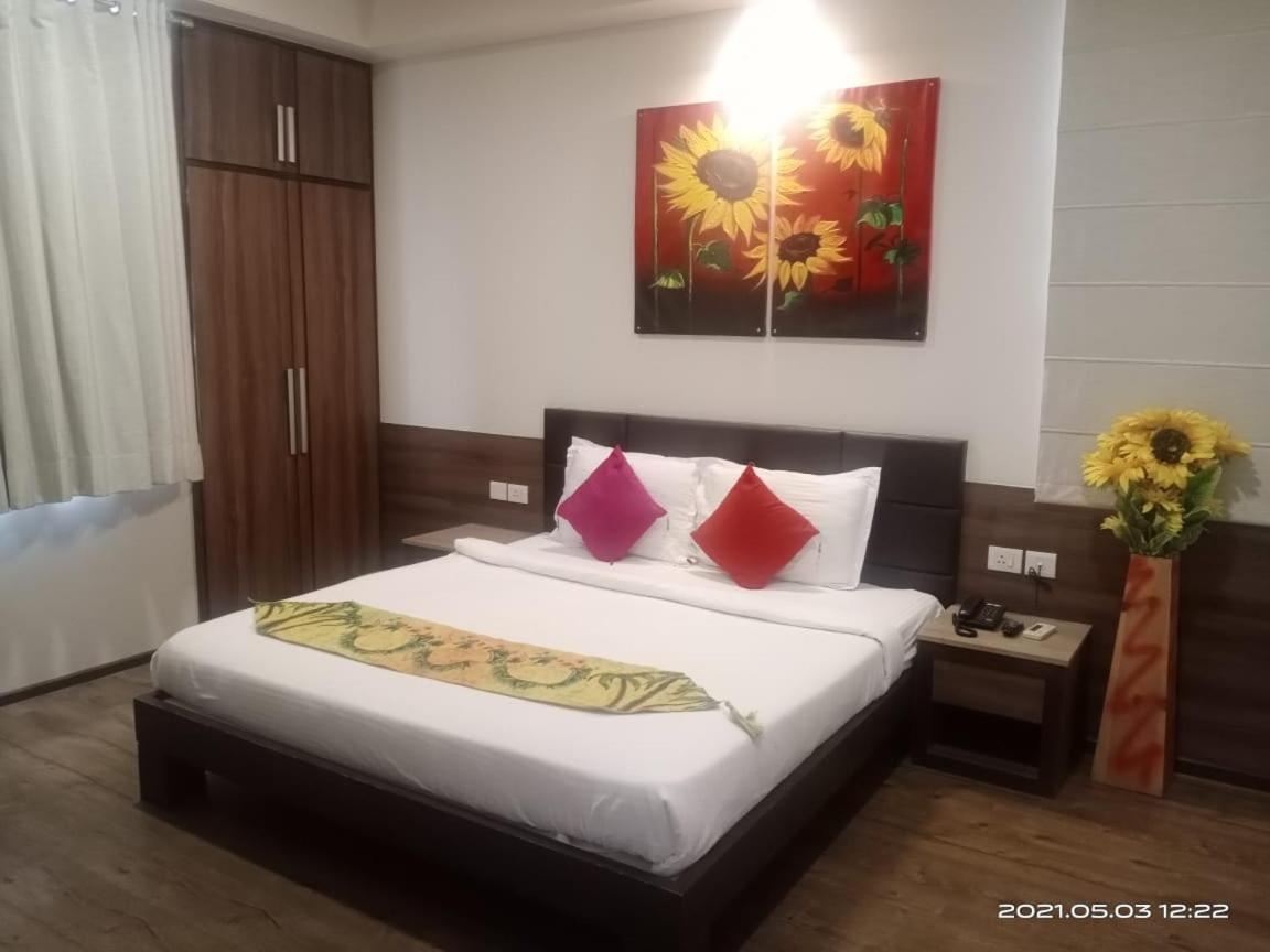 Fleur Hotel Dźajpur Zewnętrze zdjęcie