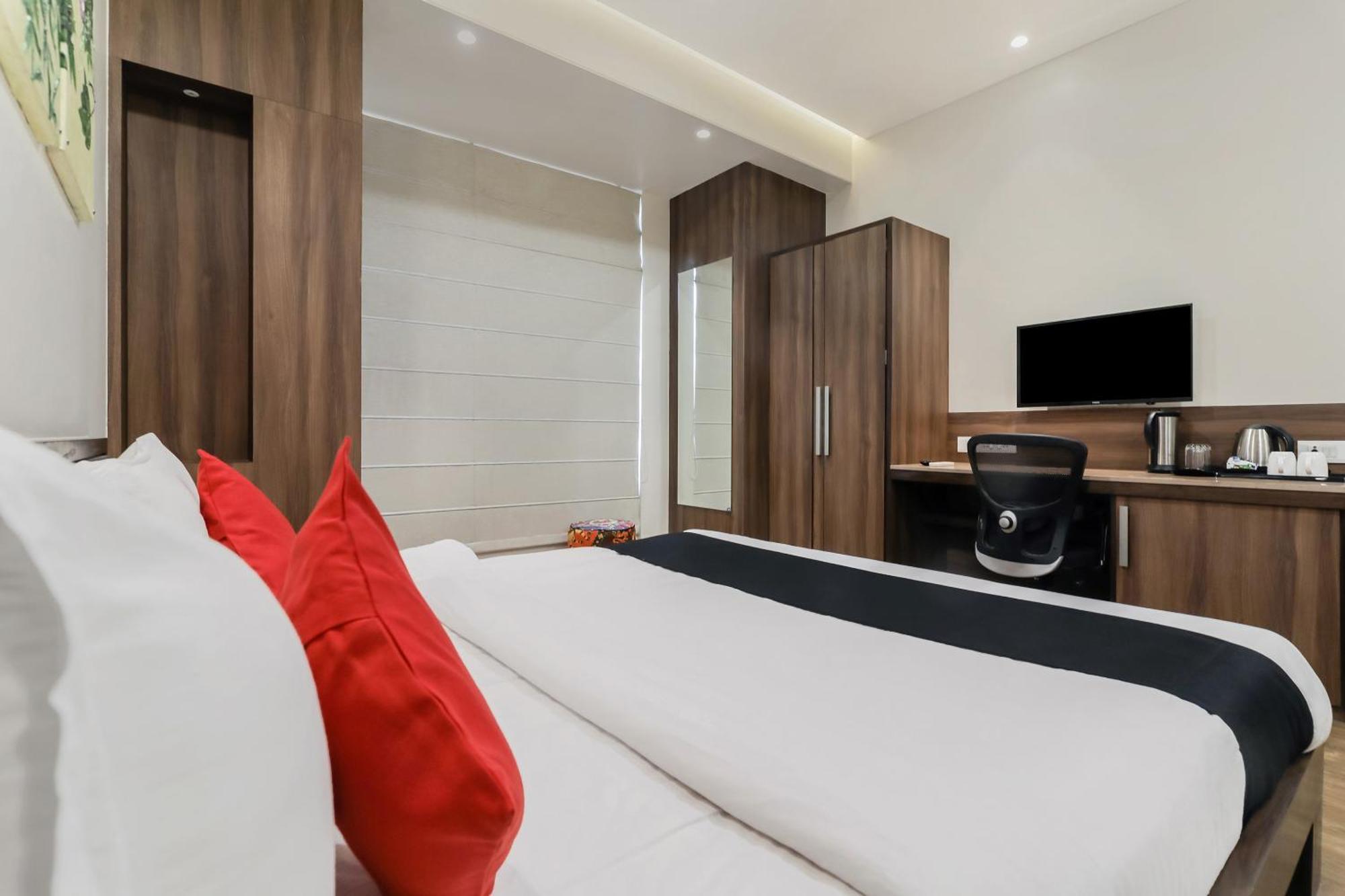 Fleur Hotel Dźajpur Zewnętrze zdjęcie