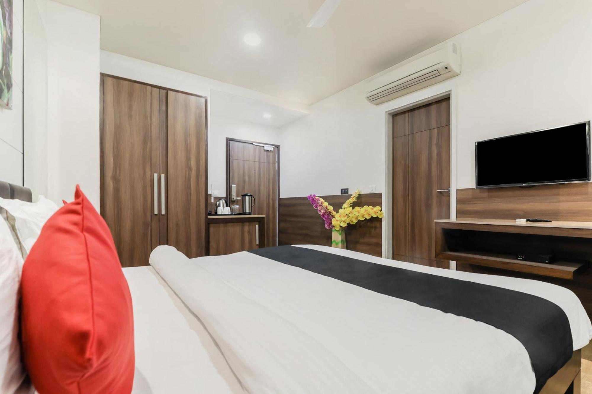 Fleur Hotel Dźajpur Zewnętrze zdjęcie