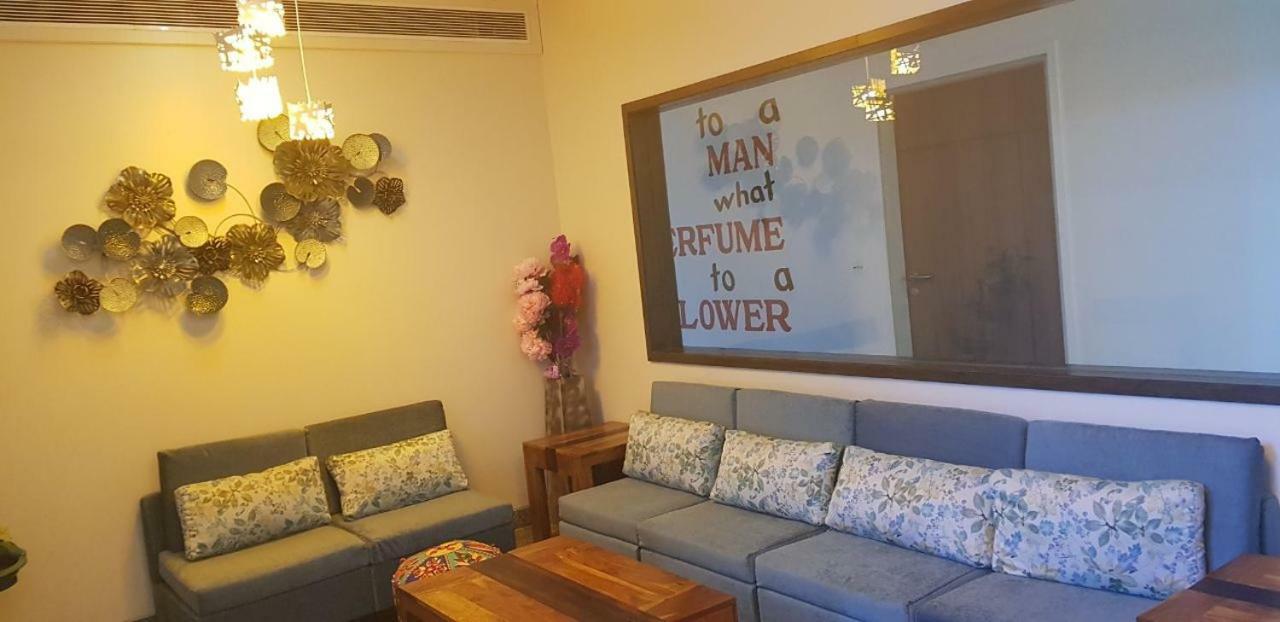 Fleur Hotel Dźajpur Zewnętrze zdjęcie